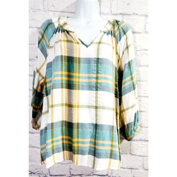 Cato White Green Gold Plaid V Neck Top 14W 16W Plus Lightweight 3/4 Sleeves - Picture 1 of 6